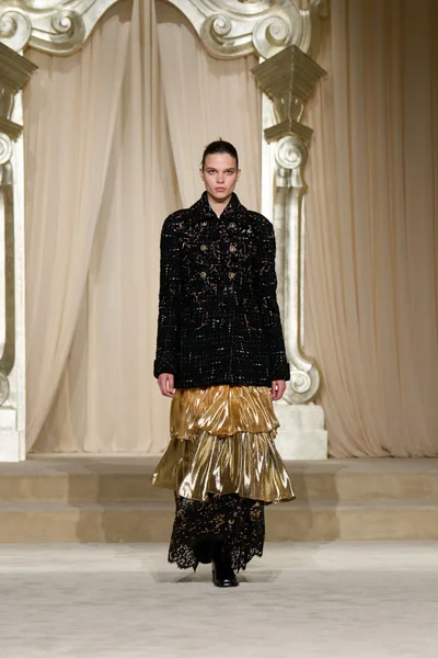 Look 26